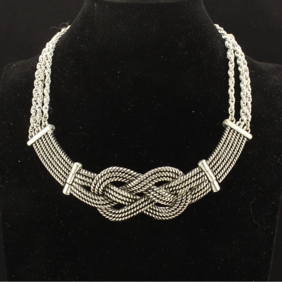 None Jewelry - Vintage rope weave necklace